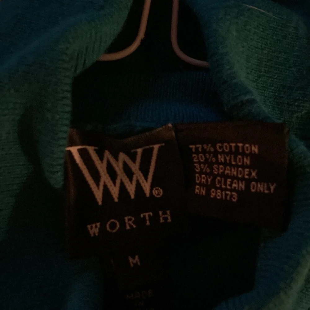 Teal sleeveless turtleneck - Picture 2 of 3